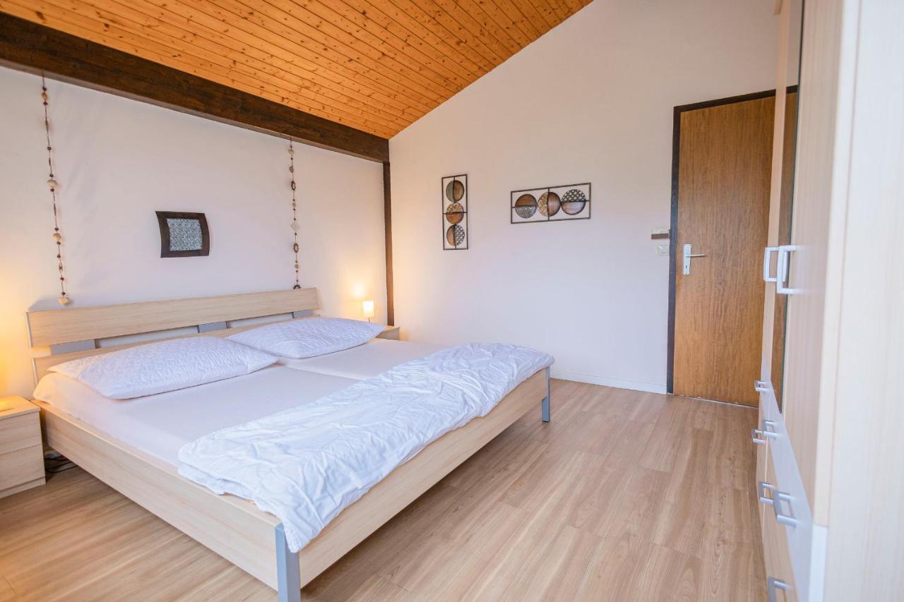Ferienwohnpark Immenstaad Am Bodensee Satteldachhaus Typ 9 Sd 57 Esterno foto